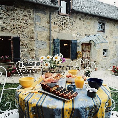 La Ferme De Lacalm Daire Sanvensa Dış mekan fotoğraf